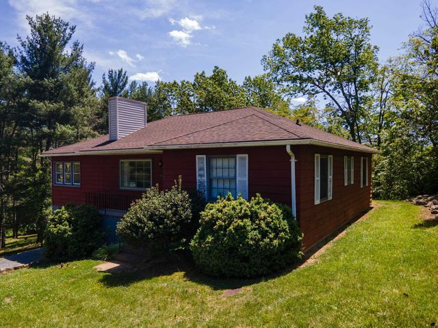 117 GROVE AVE, Edinburg, VA 22824
