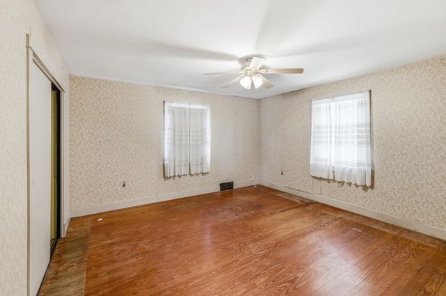 117 GROVE AVE, Edinburg, VA 22824