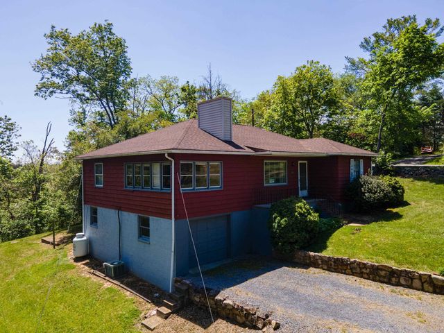 117 GROVE AVE, Edinburg, VA 22824