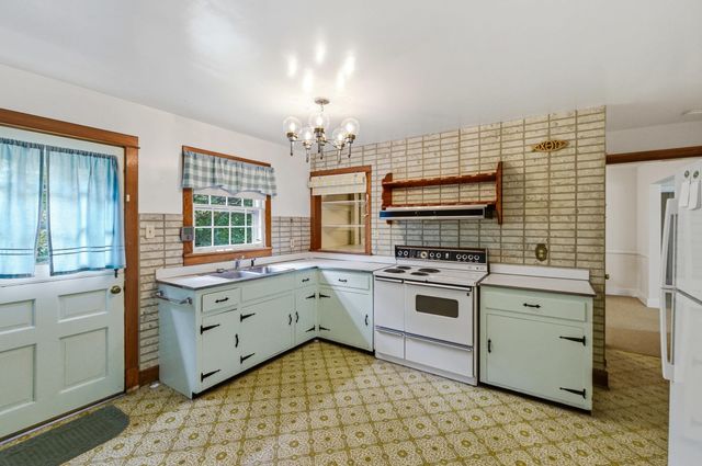 117 GROVE AVE, Edinburg, VA 22824
