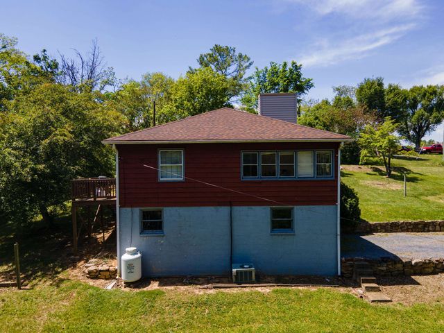 117 GROVE AVE, Edinburg, VA 22824
