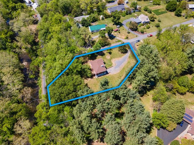 117 GROVE AVE, Edinburg, VA 22824