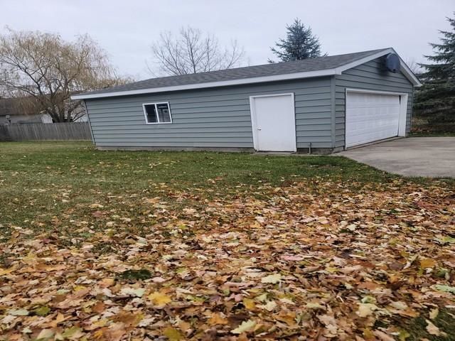 1913 Michigan Avenue, Bay City, MI 48708