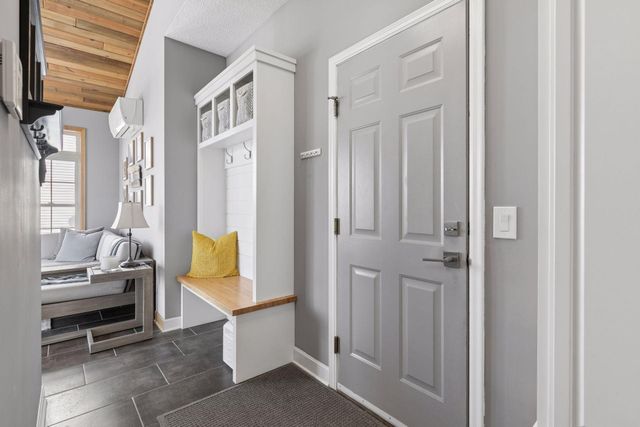 20643 Hazelwood Trail, Lakeville, MN 55044