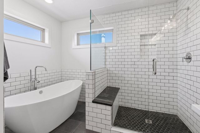 20643 Hazelwood Trail, Lakeville, MN 55044