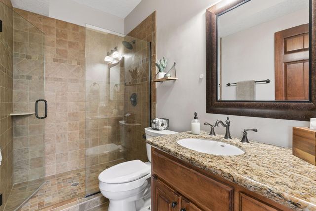 20643 Hazelwood Trail, Lakeville, MN 55044