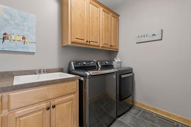 20643 Hazelwood Trail, Lakeville, MN 55044