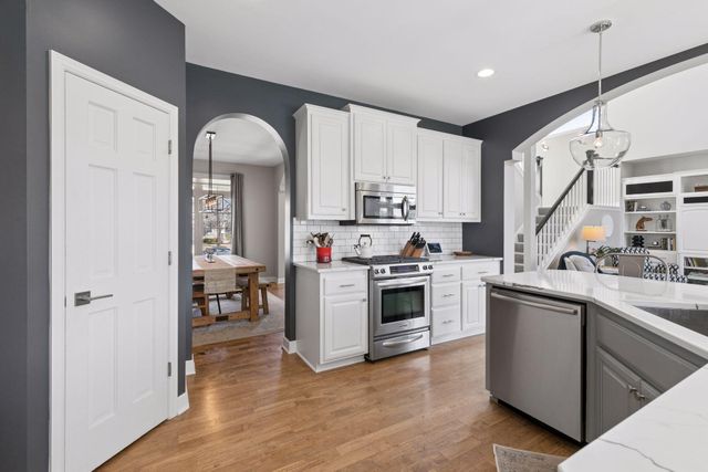 20643 Hazelwood Trail, Lakeville, MN 55044