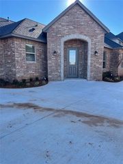 4502 Enclave Circle, Norman, OK 73072