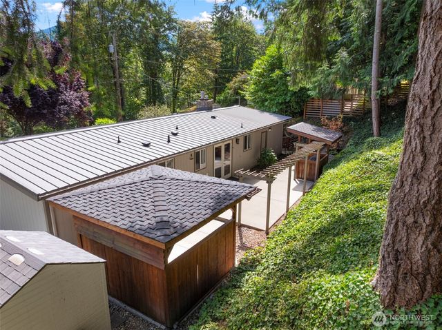 450 Mount Defiance Circle SW, Issaquah, WA 98027