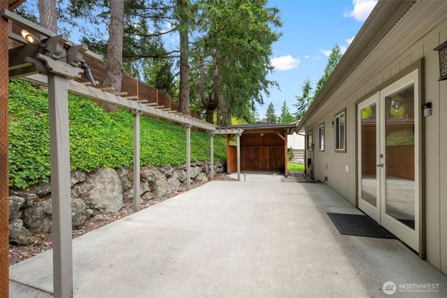 450 Mount Defiance Circle SW, Issaquah, WA 98027