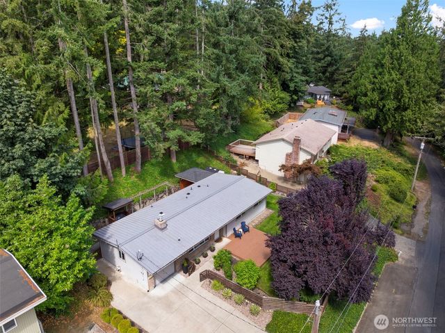 450 Mount Defiance Circle SW, Issaquah, WA 98027