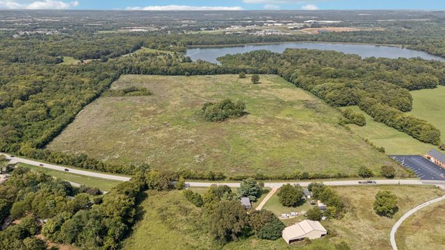 527 Southport Rd, Mount Pleasant, TN 38474