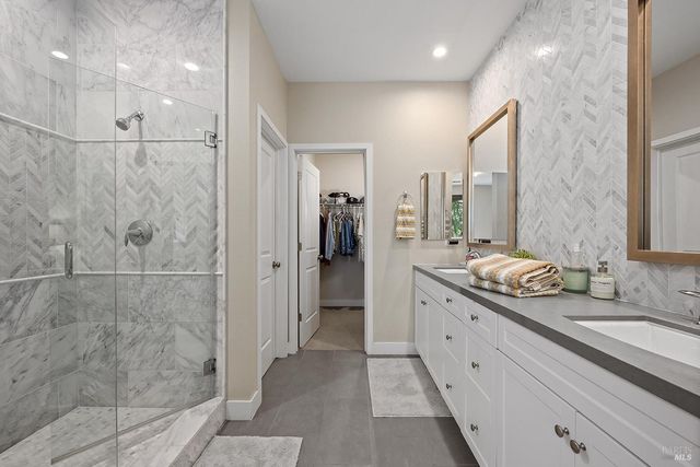 228 Johnson St, Windsor, CA 95492