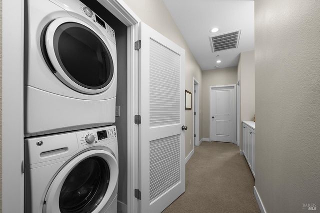 228 Johnson St, Windsor, CA 95492