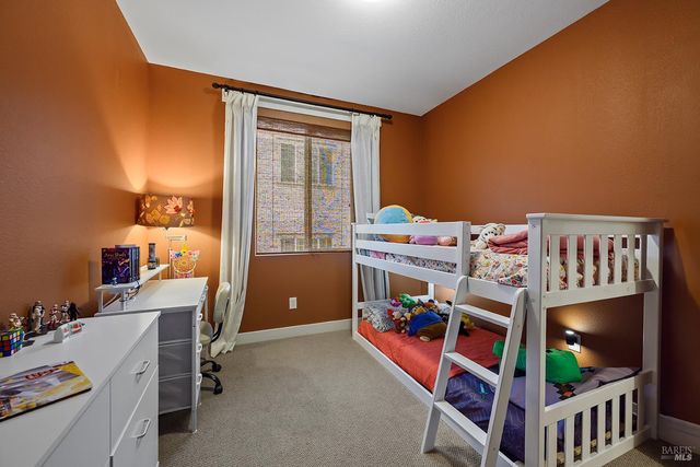 228 Johnson St, Windsor, CA 95492