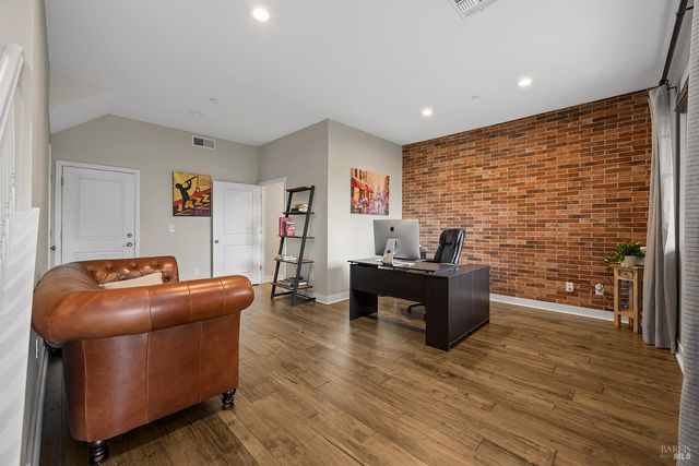 228 Johnson St, Windsor, CA 95492