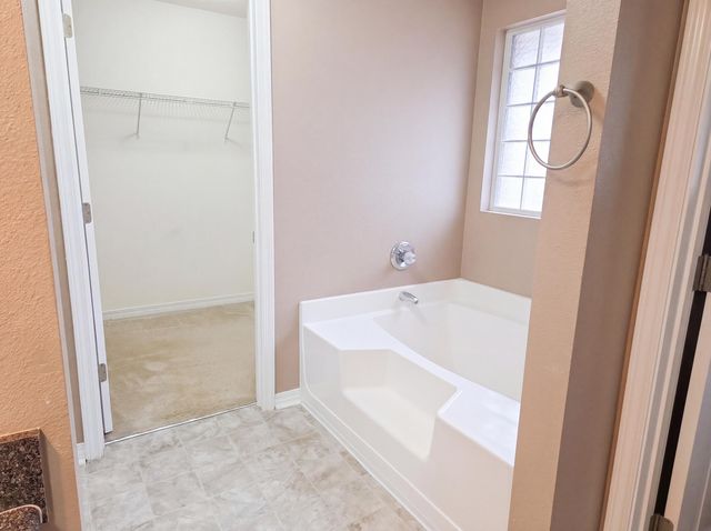 9564 Pouder Lane, Navarre, FL 32566