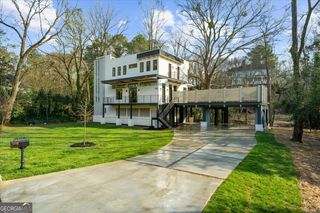 942 Peachtree Battle Circle NW, Atlanta, GA 30327