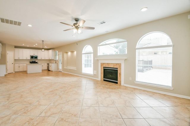 815 Robins Way, Stafford, TX 77477