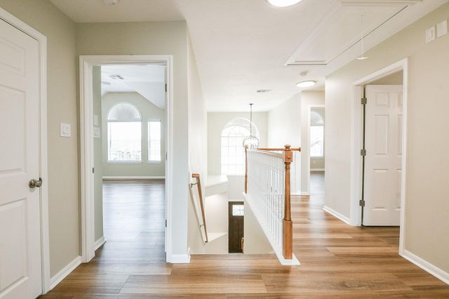 815 Robins Way, Stafford, TX 77477