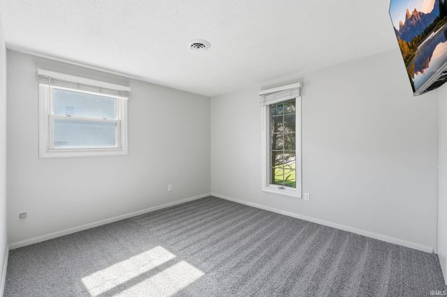 14816 Michael Drive, Leo, IN 46765