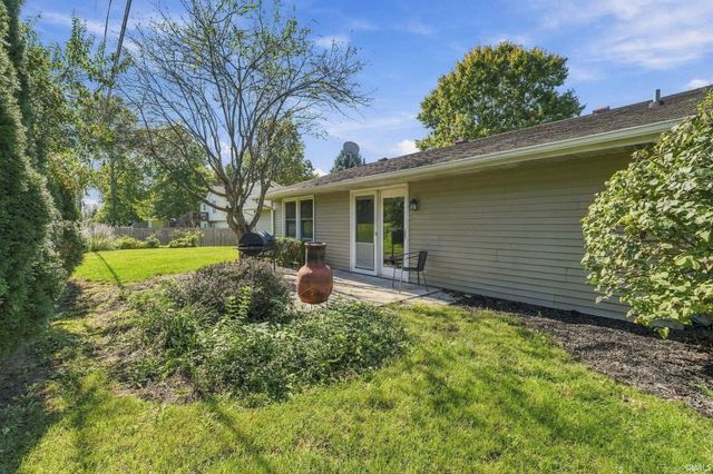 14816 Michael Drive, Leo, IN 46765