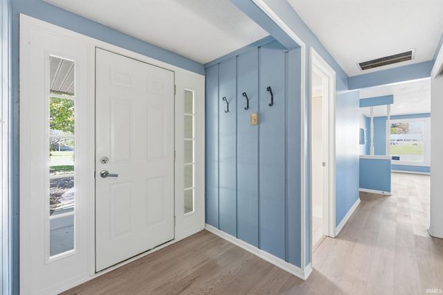 14816 Michael Drive, Leo, IN 46765
