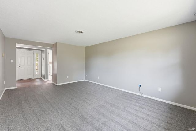 14816 Michael Drive, Leo, IN 46765
