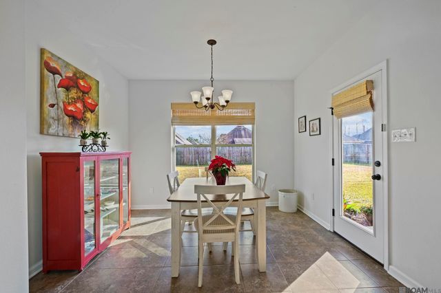 38323 Cotton Creek Ave, Prairieville, LA 70769