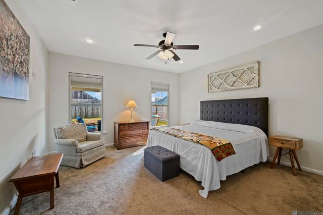 38323 Cotton Creek Ave, Prairieville, LA 70769