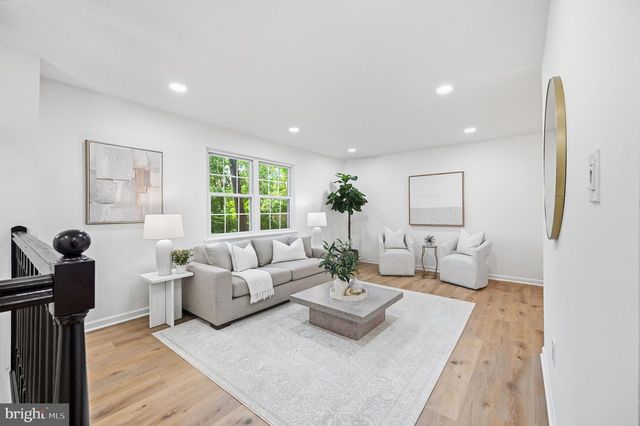 12025 FAIR HILL LN, Manassas, VA 20112
