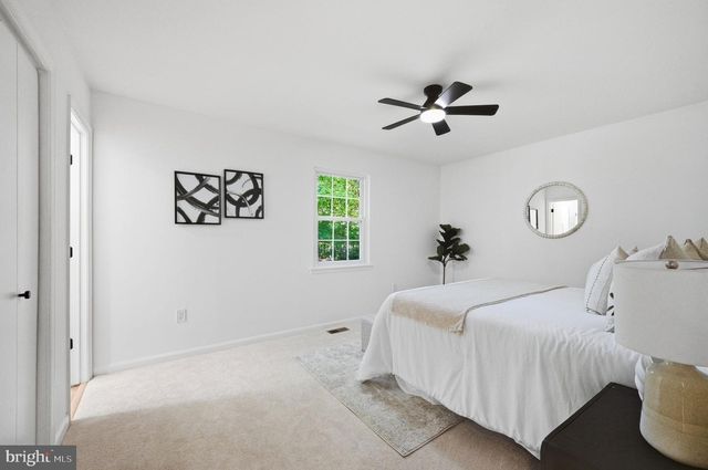 12025 FAIR HILL LN, Manassas, VA 20112
