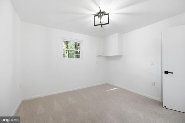 12025 FAIR HILL LN, Manassas, VA 20112