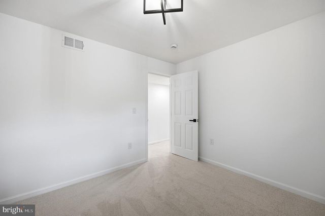 12025 FAIR HILL LN, Manassas, VA 20112