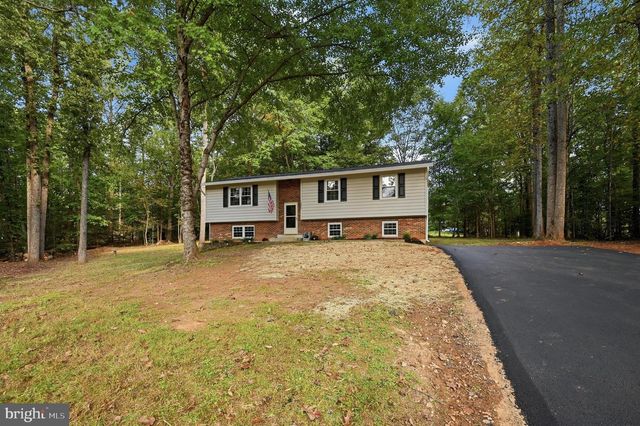 12025 FAIR HILL LN, Manassas, VA 20112