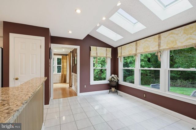 263 PINE TREE TER, Langhorne, PA 19047