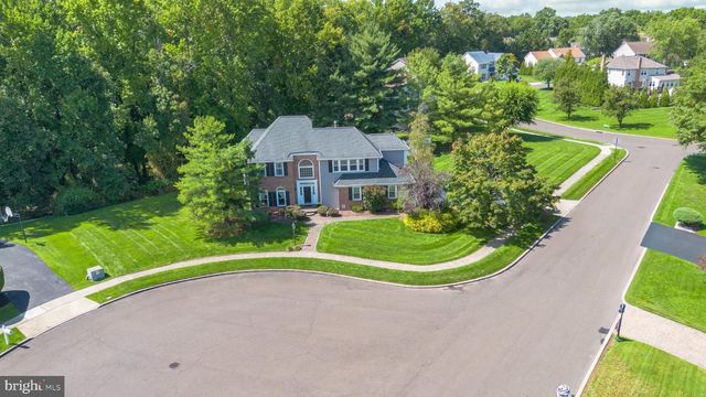 263 PINE TREE TER, Langhorne, PA 19047