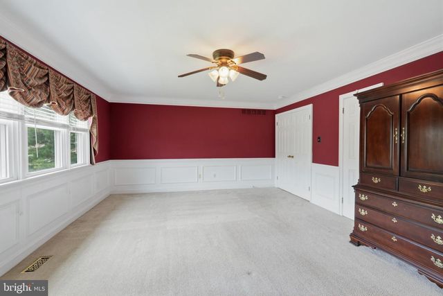 263 PINE TREE TER, Langhorne, PA 19047