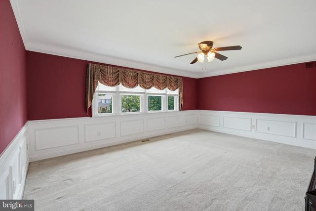 263 PINE TREE TER, Langhorne, PA 19047