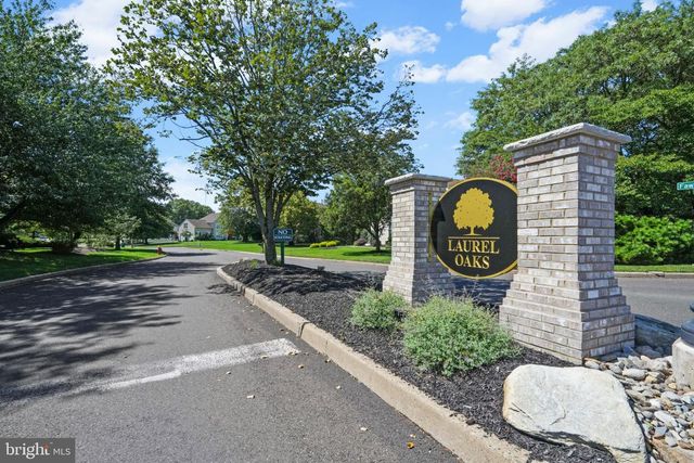 263 PINE TREE TER, Langhorne, PA 19047