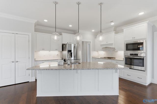 7 Greenbrier Wood, Madison, AL 35756