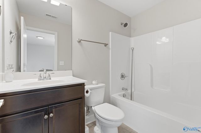 7 Greenbrier Wood, Madison, AL 35756