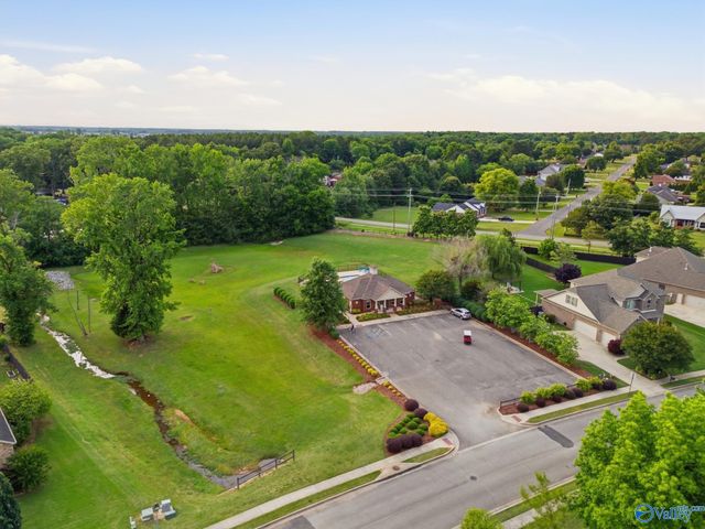 7 Greenbrier Wood, Madison, AL 35756