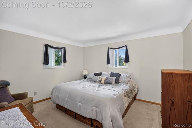 6056 Pinetree Drive, Shelby Charter Township, MI 48316