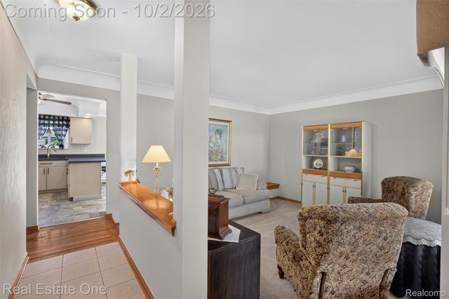 6056 Pinetree Drive, Shelby Charter Township, MI 48316