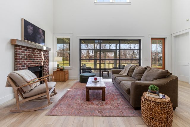 1222 Rock Church Rd, Dickson, TN 37055