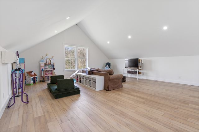 1222 Rock Church Rd, Dickson, TN 37055