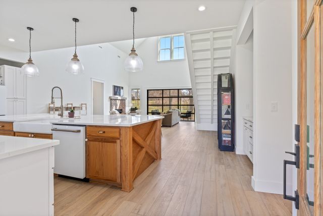 1222 Rock Church Rd, Dickson, TN 37055