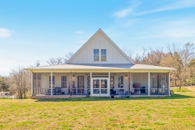 1222 Rock Church Rd, Dickson, TN 37055